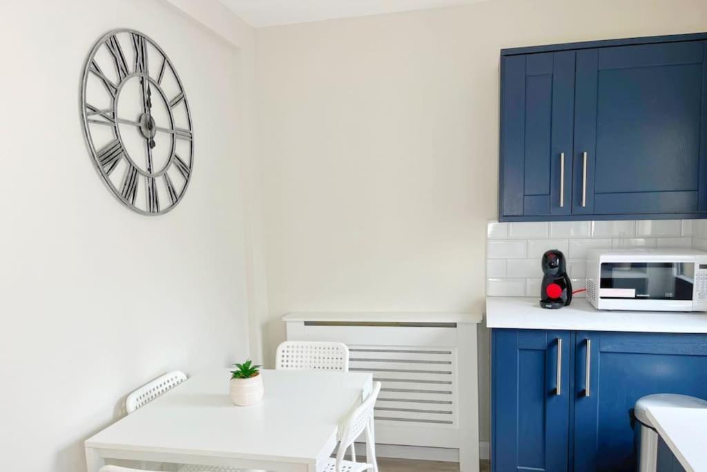 Ferienwohnung Royal Haven Hillsborough Exterior foto